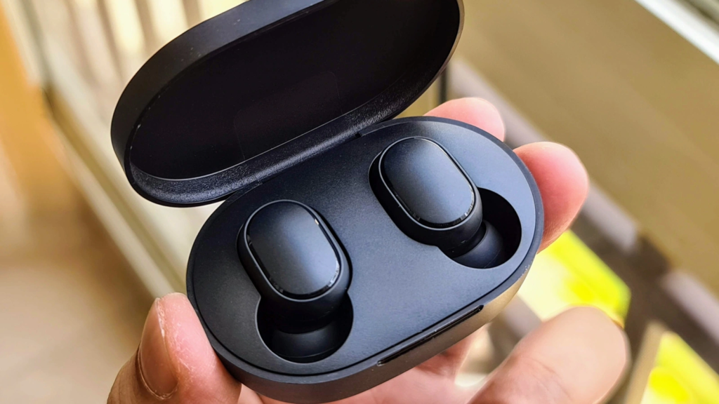 Best Earbuds Under ₹2000