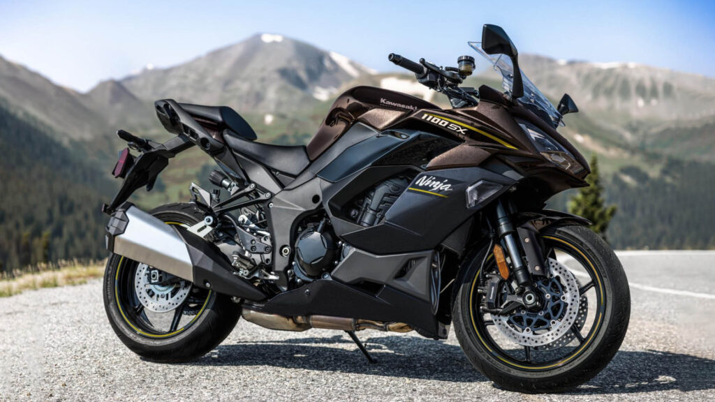 2026 Kawasaki Ninja 1100SX: नई कीमत और फीचर्स