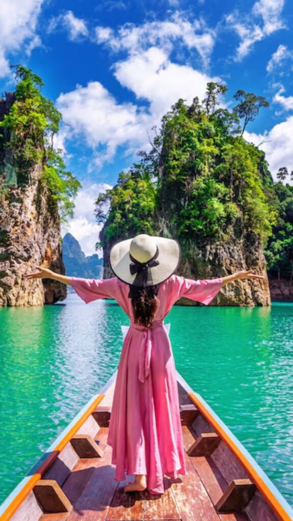 बिना पासपोर्ट के विदेश यात्रा? भारतीयों के लिए इन देशों में एंट्री है आसान
