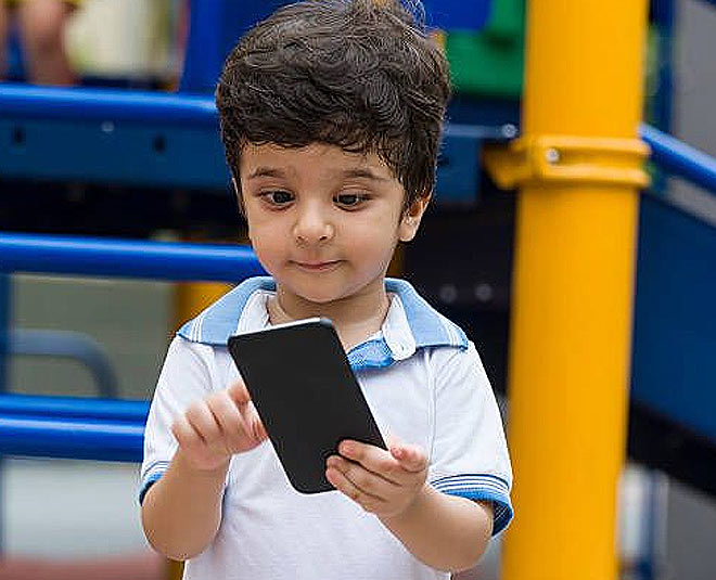 बच्चों की स्क्रीन एडिक्शन (Mobile की लत)