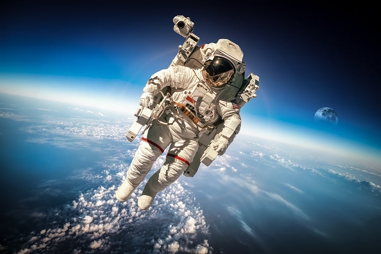how to become an astronaut 1