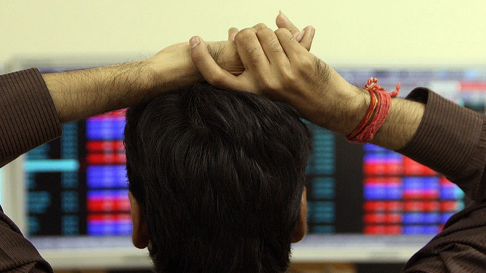 से शेयर बाजार क्रैश