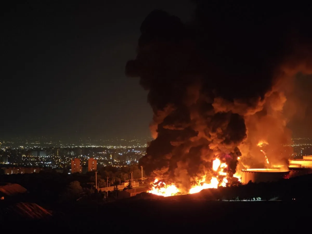 खार्ग आइलैंड