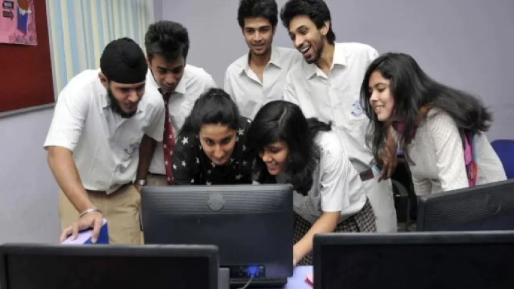 Gujarat News: GSEB 12वीं साइंस, सामान्य प्रवाह और GUJCET का परिणाम घोषित
